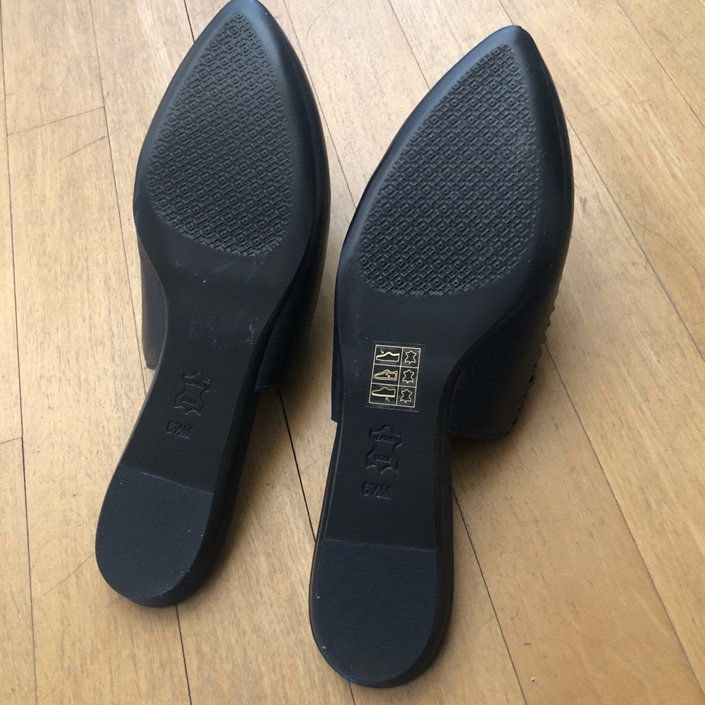 Sandals - Picture 3 of 3